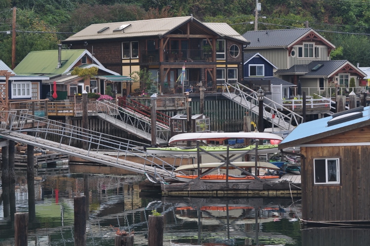 waterfront homes